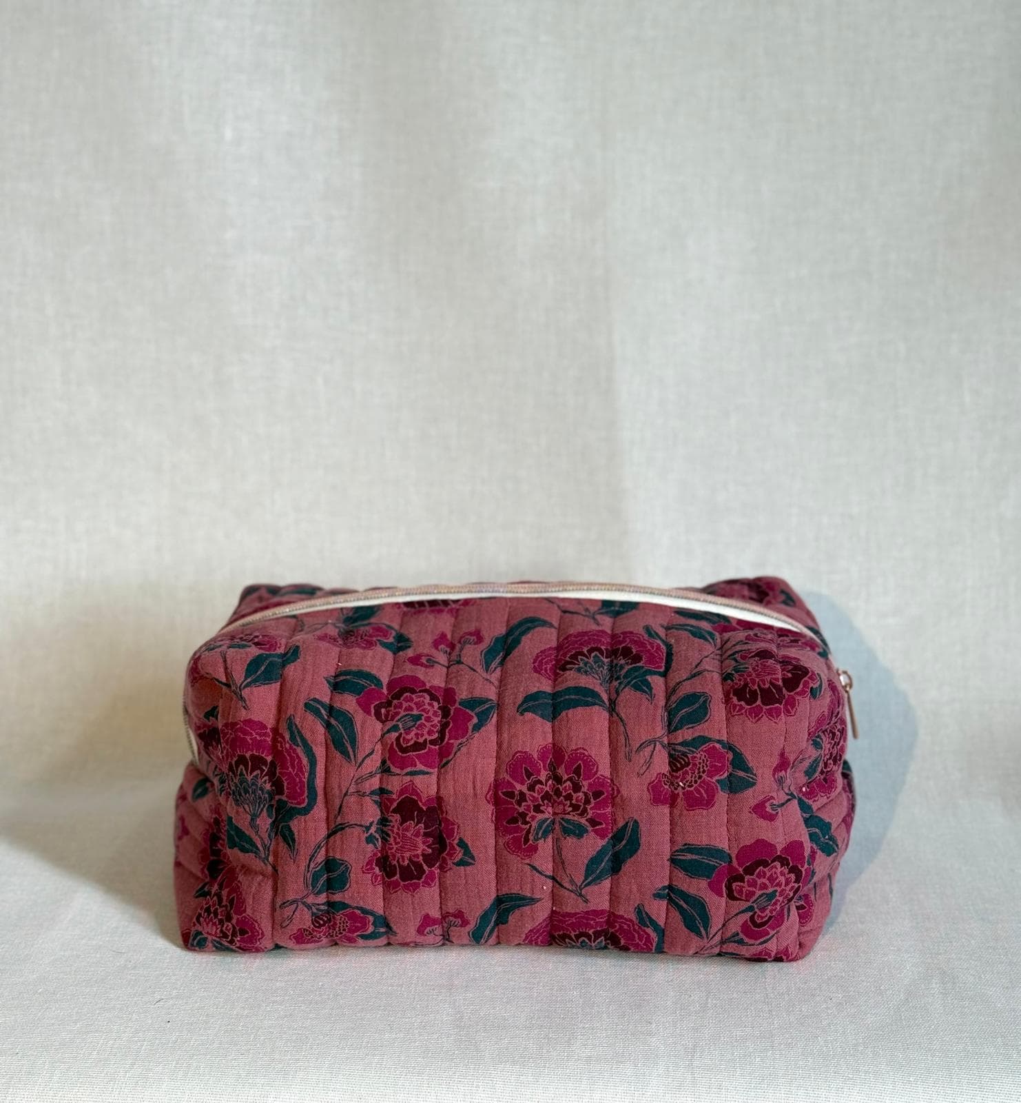 Toiletry bag flowers product